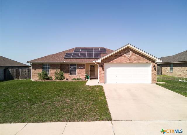 Property at 2805 Southwood Dr, Killeen, TX 76549, 4 beds, 2 baths