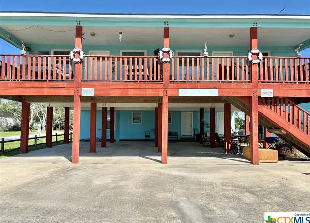 Property at 512 W Adams St, Port O'connor, TX 77982, 6 beds, 4 baths