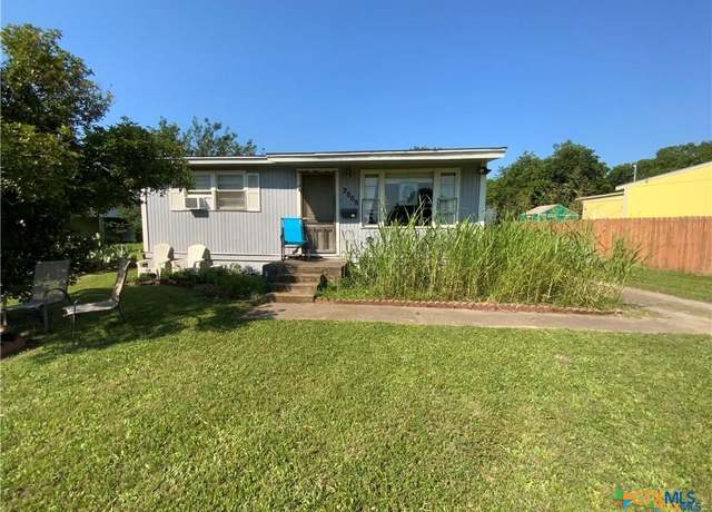 Property at 2808 Lewis St, Killeen, TX 76543, 2 beds, 1 bath