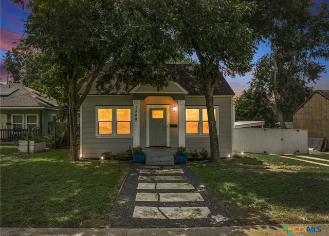 Property at 1309 N 2nd St, Temple, TX 76501, 3 beds, 1.5 baths