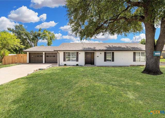 Property at 232 Taylors Dr, Temple, TX 76502, 5 beds, 2 baths