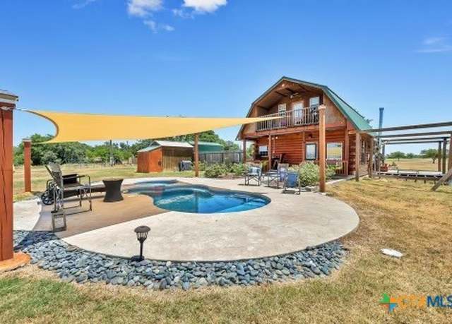 Property at 820 County Road 339, Moody, TX 76557, 1 bed, 2 baths