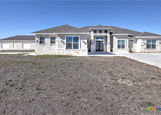 Property at 431 Nathan Dr, Copperas Cove, TX 76522, 4 beds, 3.5 baths