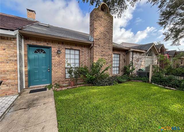 Property at 101 Maplewood #28, Victoria, TX 77901, 3 beds, 2 baths