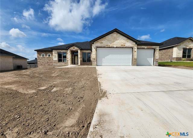 Property at 5426 Espiritu Santo, Belton, TX 76513, 4 beds, 2.5 baths
