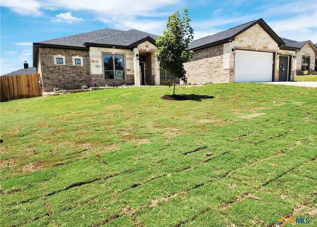 Property at 5426 Espiritu Santo, Belton, TX 76513, 4 beds, 2.5 baths