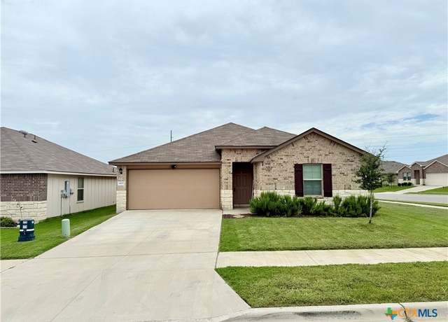 Property at 4002 Illian Cv, Killeen, TX 76542, 4 beds, 2 baths