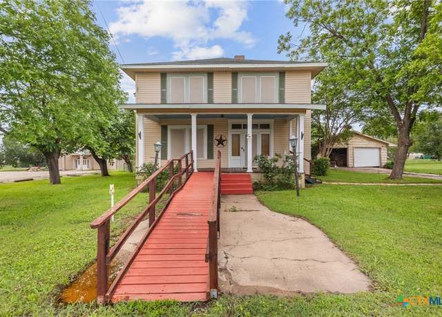 Property at 9 S Milam St, Rogers, TX 76569, 3 beds, 1.5 baths
