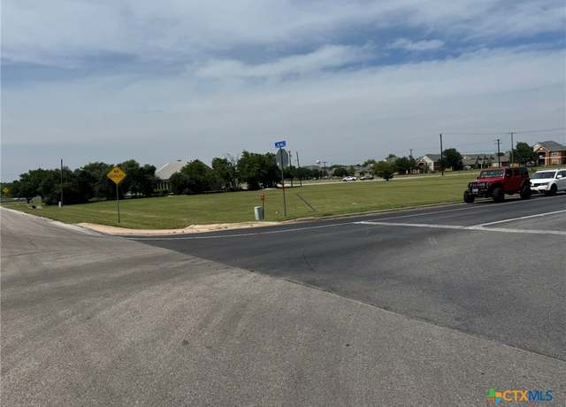 Property at 909 Old 1460 Trl, Georgetown, TX 78626