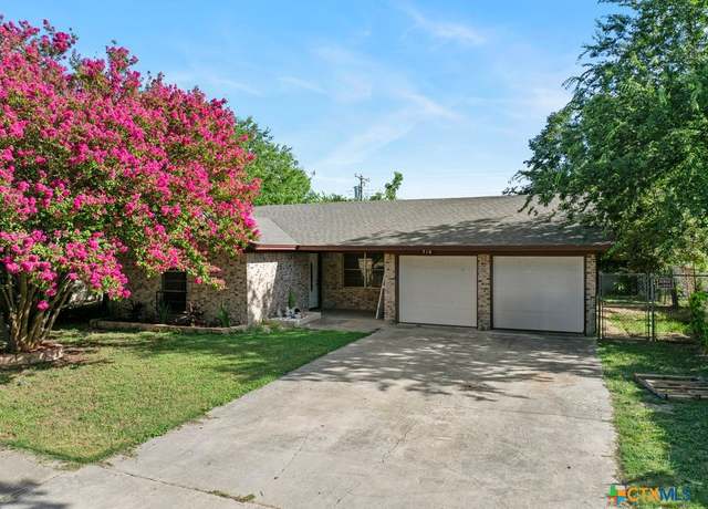 Property at 210 Zinnia Dr, Killeen, TX 76542, 3 beds, 2 baths