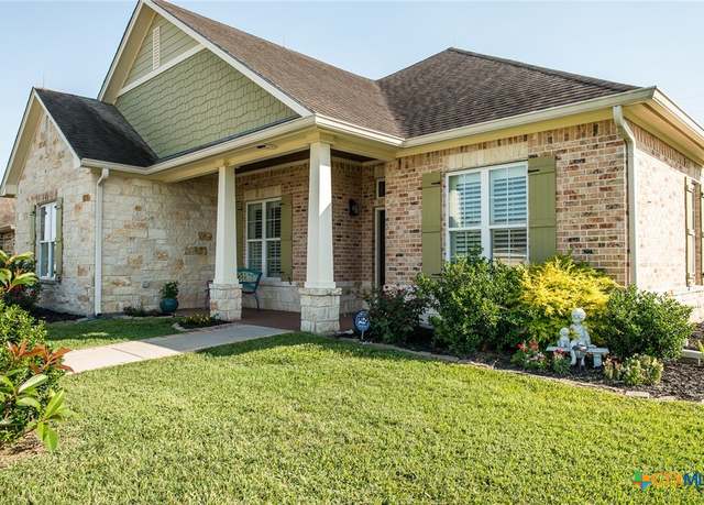 Property at 214 Iron Gate, Victoria, TX 77904, 3 beds, 2.5 baths