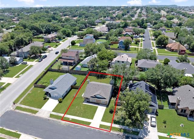 Property at 2204 Windmill Dr, Killeen, TX 76549, 4 beds, 1 bath