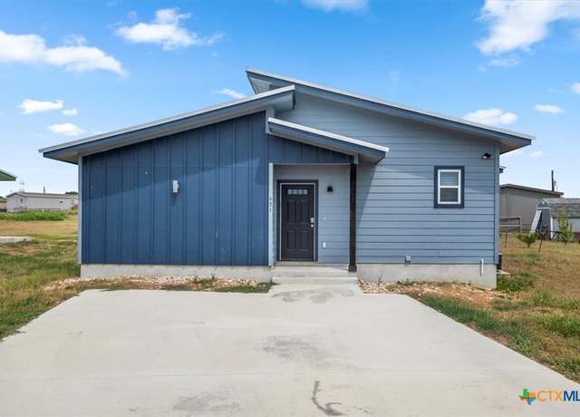 Property at 451 Pintail Loop, San Marcos, TX 78666, 3 beds, 2 baths