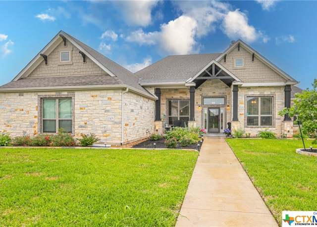 Property at 10405 Bell Mountain Dr, Temple, TX 76502, 4 beds, 3 baths