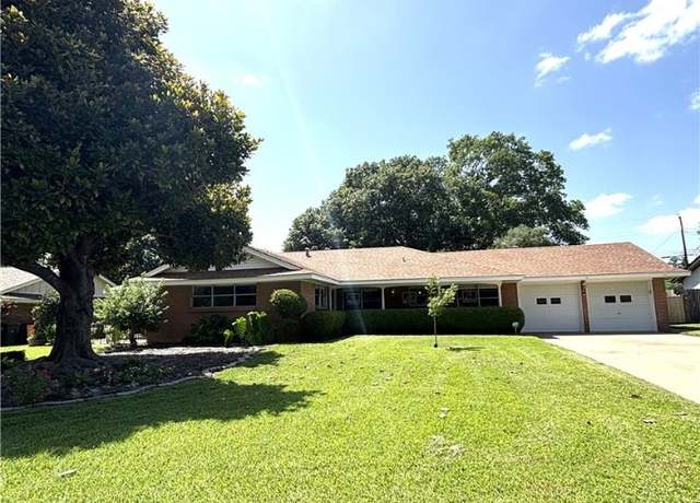 Property at 3314 Oakdale Dr, Temple, TX 76502, 3 beds, 2 baths