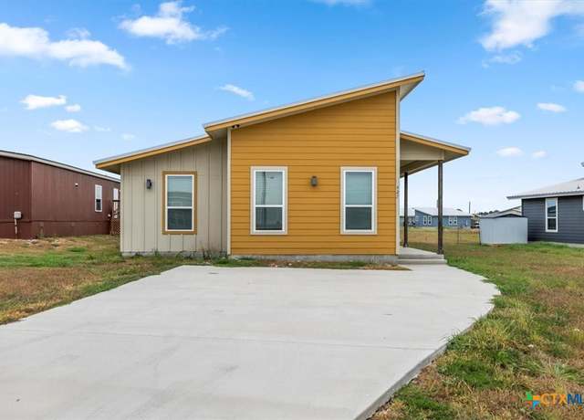Property at 427 Pintail Loop, San Marcos, TX 78666, 3 beds, 2 baths