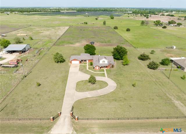 Property at 411 Wade Rd, Eddy, TX 76524, 4 beds, 2 baths