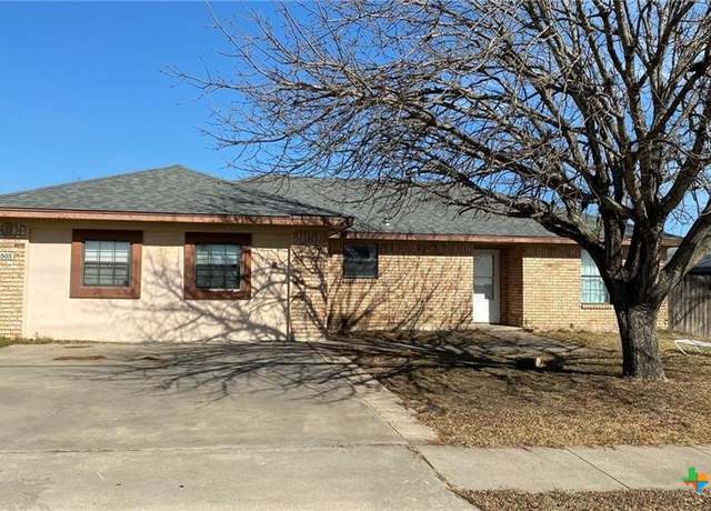 Property at 2503 Little Nolan Rd, Killeen, TX 76542, 4 beds, 2 baths