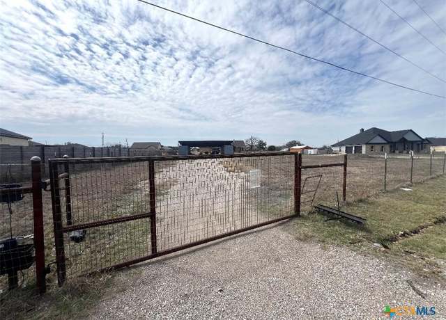 Property at 9804 Southshore Dr, Salado, TX 76571