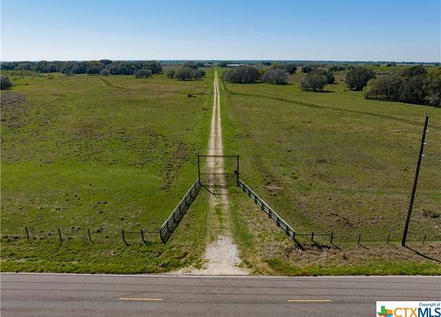 Property at 6018 County Road 18, Damon, TX 77430
