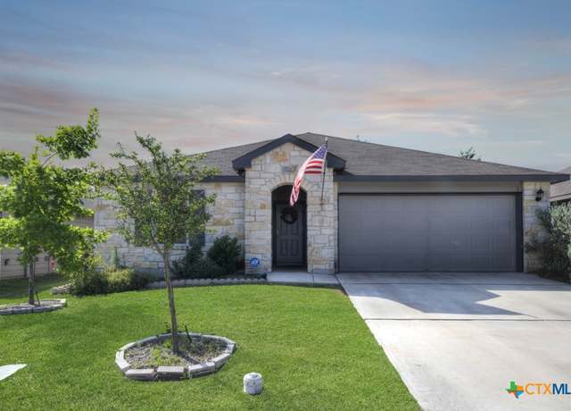 Property at 380 Huntsman Way, New Braunfels, TX 78130, 4 beds, 2 baths