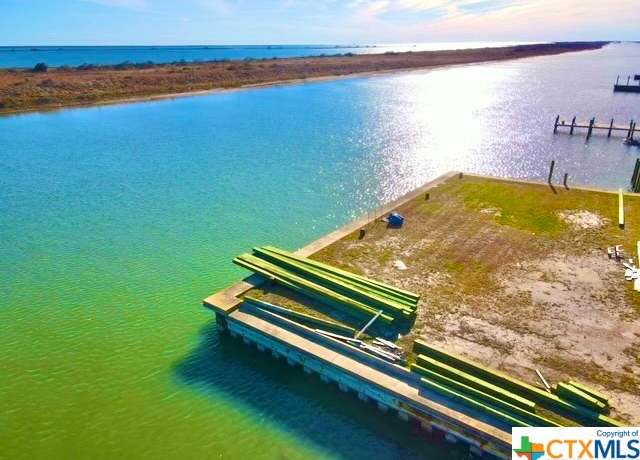 Property at 19 Koinonia Ct, Port O'connor, TX 77982