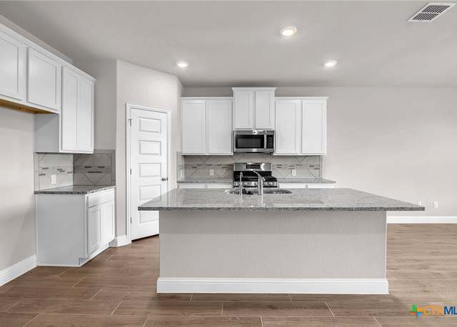 Property at 5114 Garden Fld, Schertz, TX 78108, 4 beds, 3.5 baths