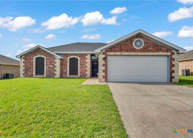 Property at 10002 Diana Dr, Killeen, TX 76542, 4 beds, 2 baths
