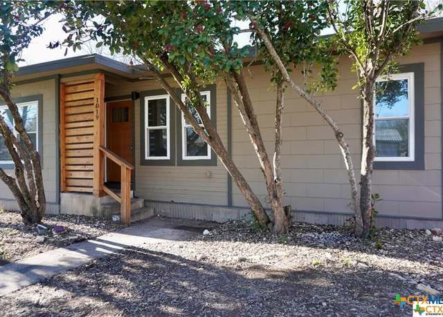 Property at 1017/1019 Haynes St #7, San Marcos, TX 78666, 6 beds, 2 baths