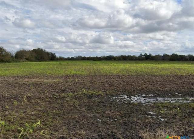 Property at 2 County Road 303, Edna, TX 77957