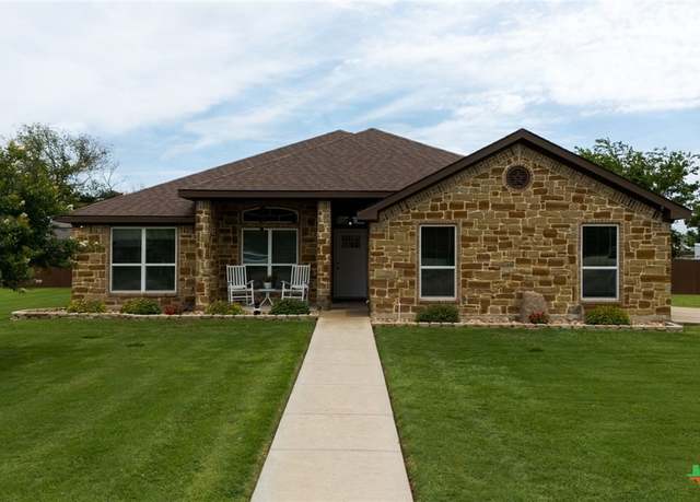 Property at 277 Brim, Gatesville, TX 76528, 4 beds, 2 baths