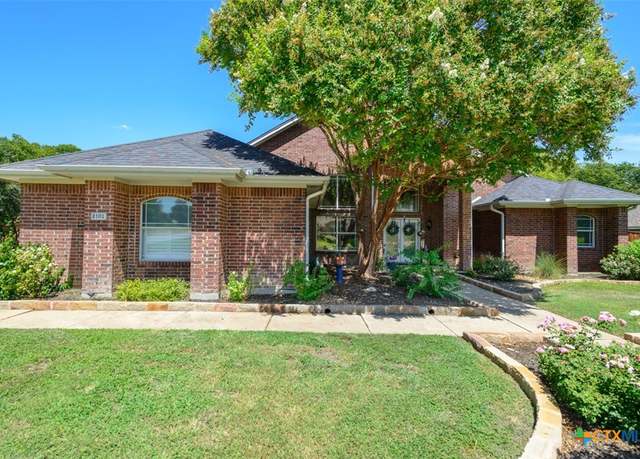 Property at 2101 Grizzly Trl, Harker Heights, TX 76548, 4 beds, 3 baths