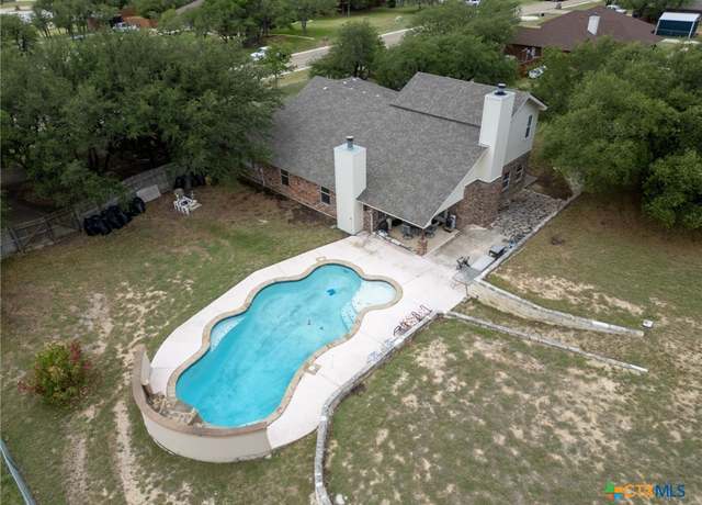 Property at 812 Taylor Creek Rd, Copperas Cove, TX 76522, 4 beds, 3 baths