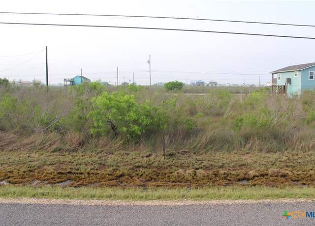 Property at 83-84 Northview Dr, Rockport, TX 78382