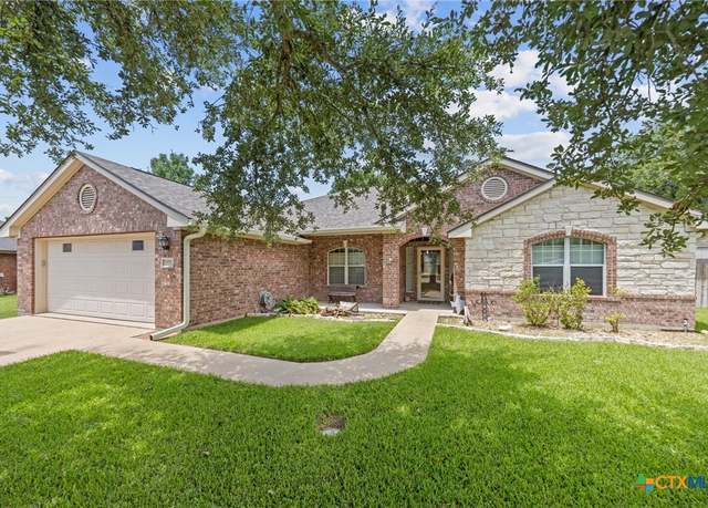 Property at 8717 Surrey Ct, Temple, TX 76502, 4 beds, 2 baths