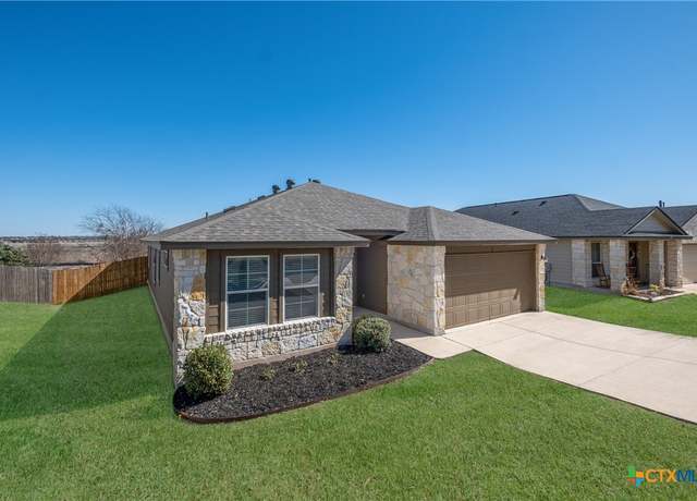 Property at 111 Hoya Ln, San Marcos, TX 78666, 4 beds, 2 baths