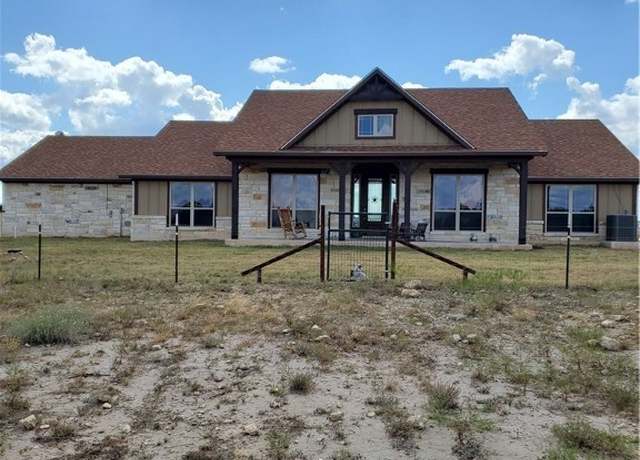 Property at 5840 County Road 202, Lampasas, TX 76550, 3 beds, 3 baths