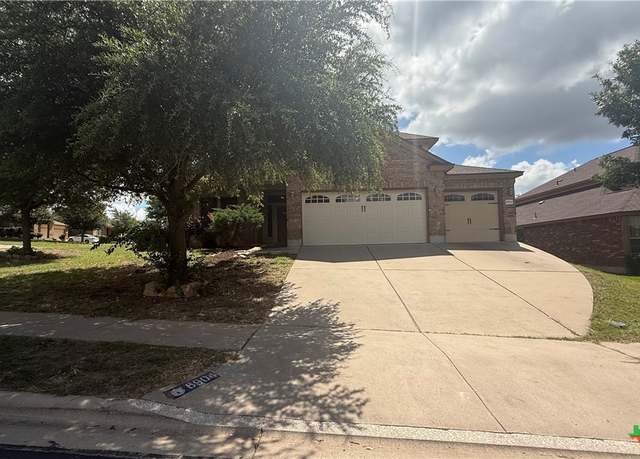 Property at 6904 Osbaldo Dr, Killeen, TX 76542, 5 beds, 3.5 baths