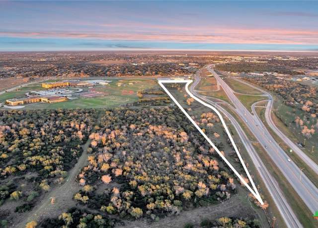 Property at 11304 NW Zac Lentz Pkwy, Victoria, TX 77904