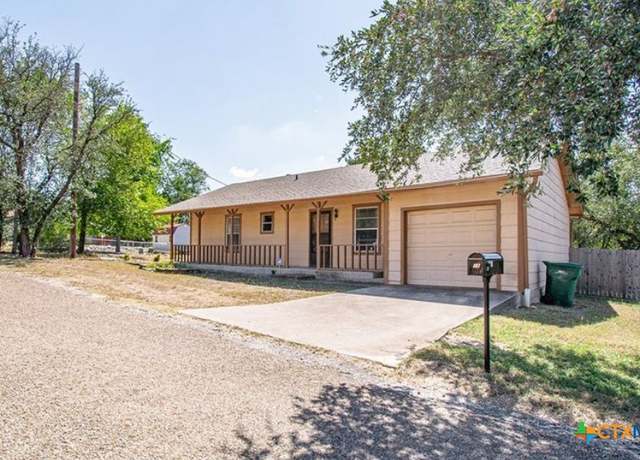 Property at 15 Cliffside Cir, Morgans Point Resort, TX 76513, 3 beds, 1.5 baths