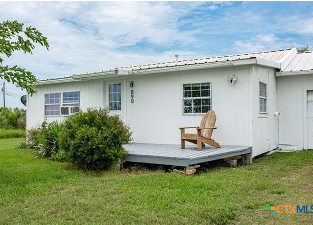 Property at 890 N Quail Run Ave, Port Lavaca, TX 77979, 1 bed, 1 bath
