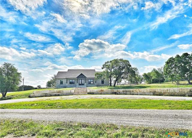 Property at 2300 Fm 215, Gatesville, TX 76528, 3 beds, 2.5 baths