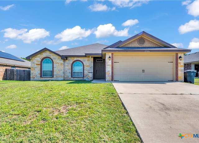 Property at 2905 Montague County Dr, Killeen, TX 76549, 5 beds, 2.5 baths