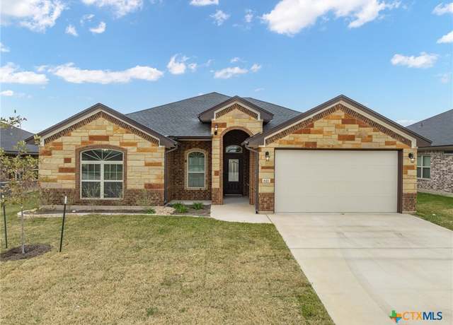 Property at 611 Dred Roger Cir, Killeen, TX 76542, 4 beds, 2.5 baths