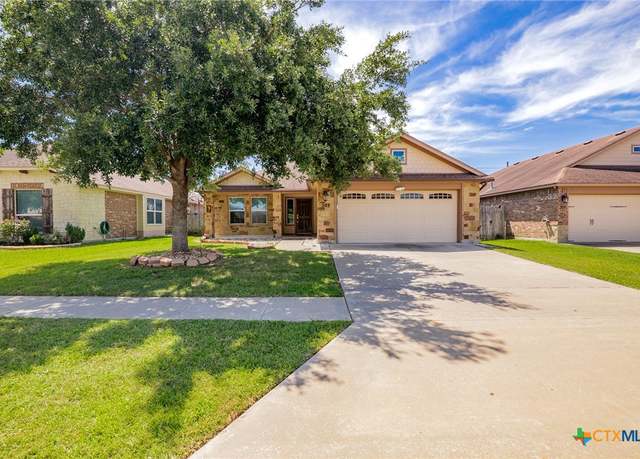 Property at 203 Terravista Trl, Victoria, TX 77904, 3 beds, 2 baths