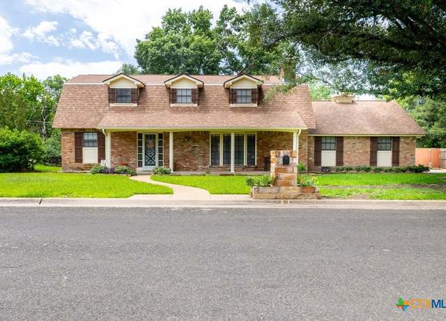 Property at 3309 Cottonwood Ln, Temple, TX 76502, 4 beds, 2.5 baths