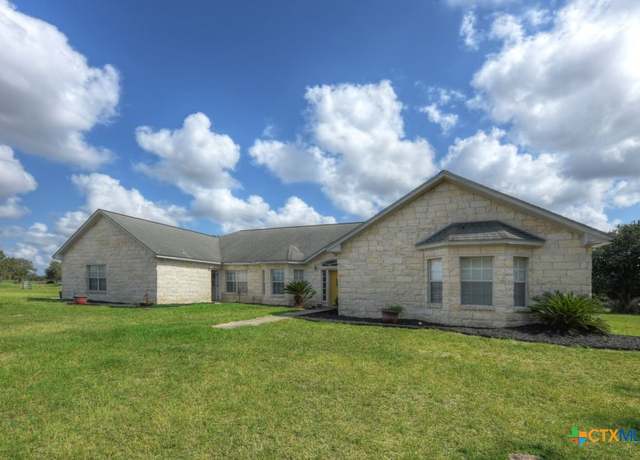 Property at 1649 State Highway 119, Goliad, TX 77963, 3 beds, 2 baths