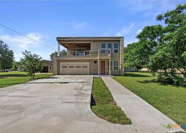 Property at 4453 Sandlin Dr, Belton, TX 76513, 3 beds, 3.5 baths
