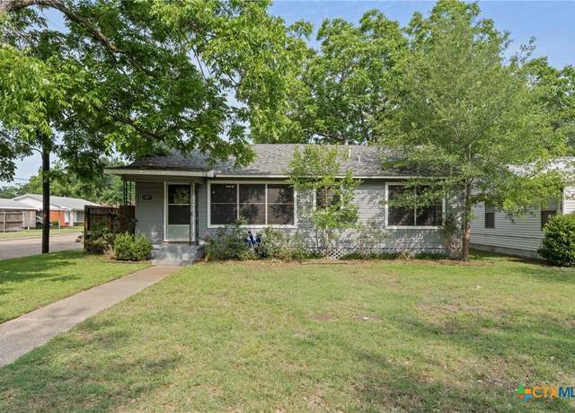 Property at 1507 N Cleveland Ave, Cameron, TX 76520, 3 beds, 2 baths