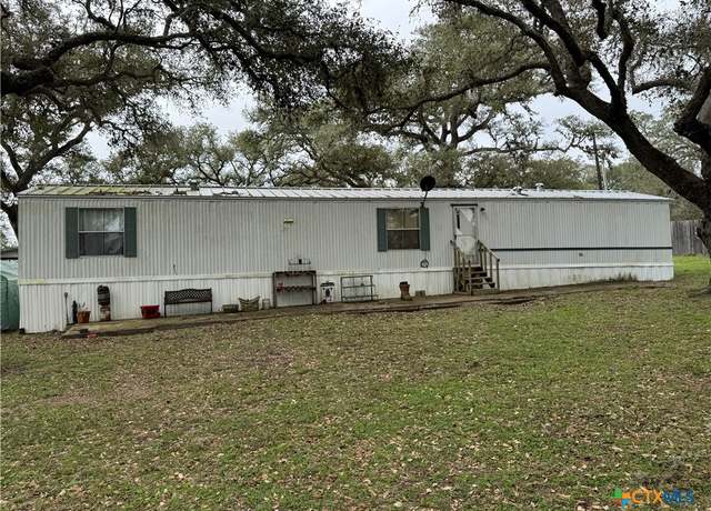 Property at 96 Reeves Ranch Rd, Victoria, TX 77905, 3 beds, 2 baths